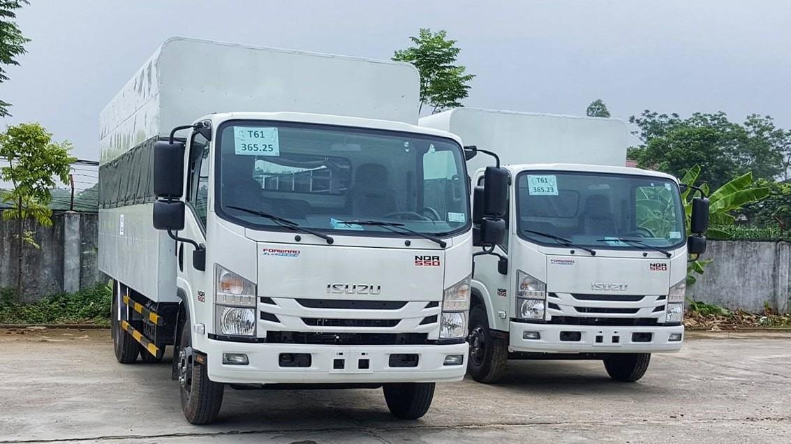 Hệ thống Xe chip sát hạch luôn được nhà trường bổ sung mới phục vụ các học viên tốt nhất